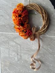 Yapay Çiçekli Hasır Kapı Süsü No:1