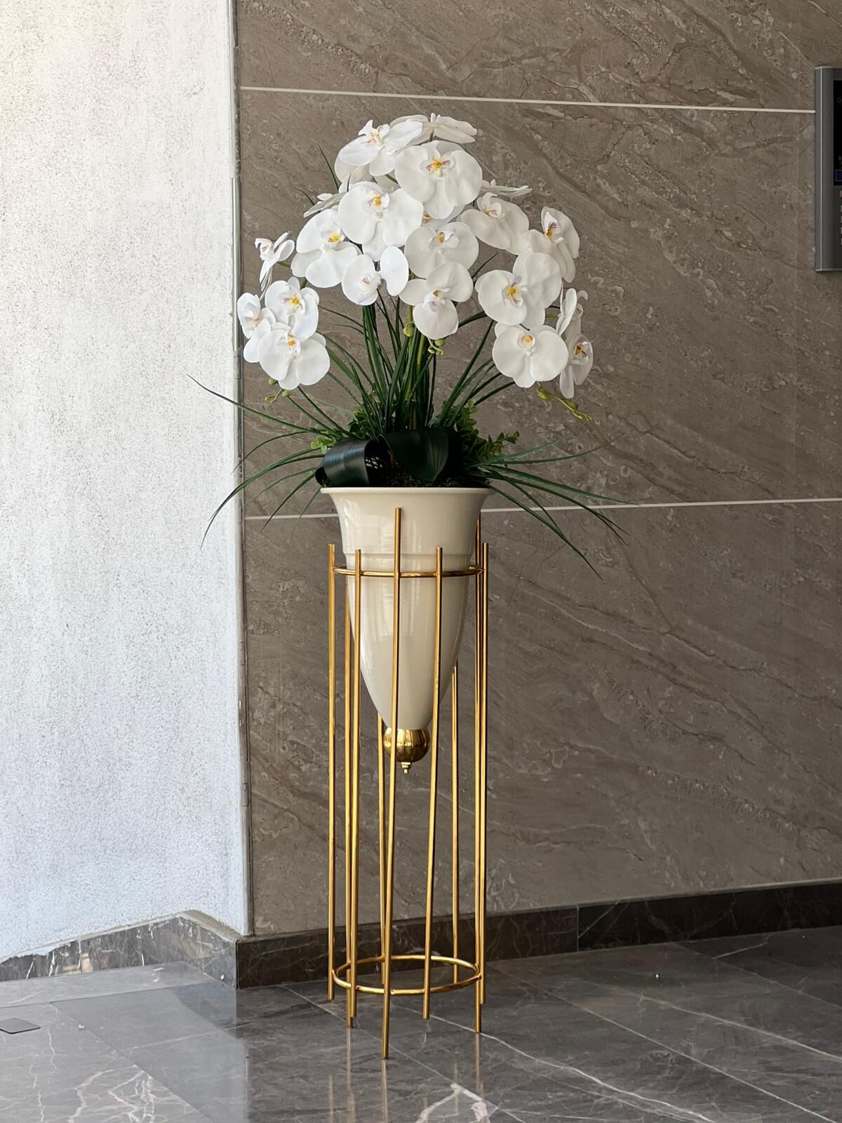 Orkideli Yer Vazosu Orta Boy