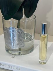 Tek Dal Yapay Orkideli Cam Vazo(Gümüş Plaka)