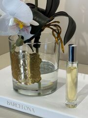 İki Dal Yapay Orkideli Cam Vazo(Gold Plaka)