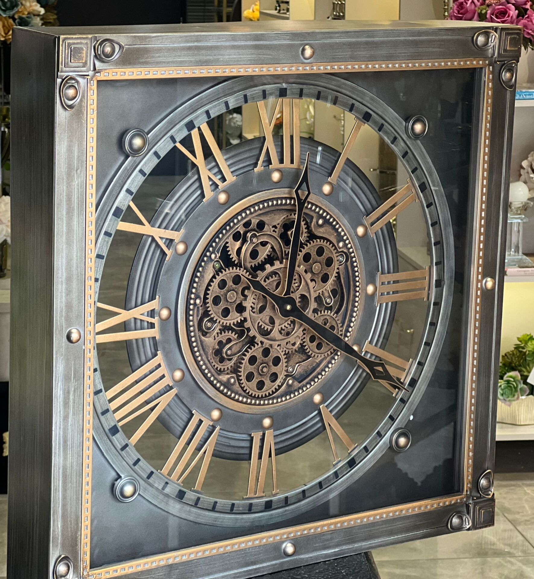 Çarklı Kare Duvar Saati