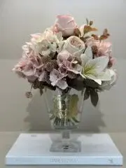 Güllü Ayaklı Lüx Vazo Orta Boy