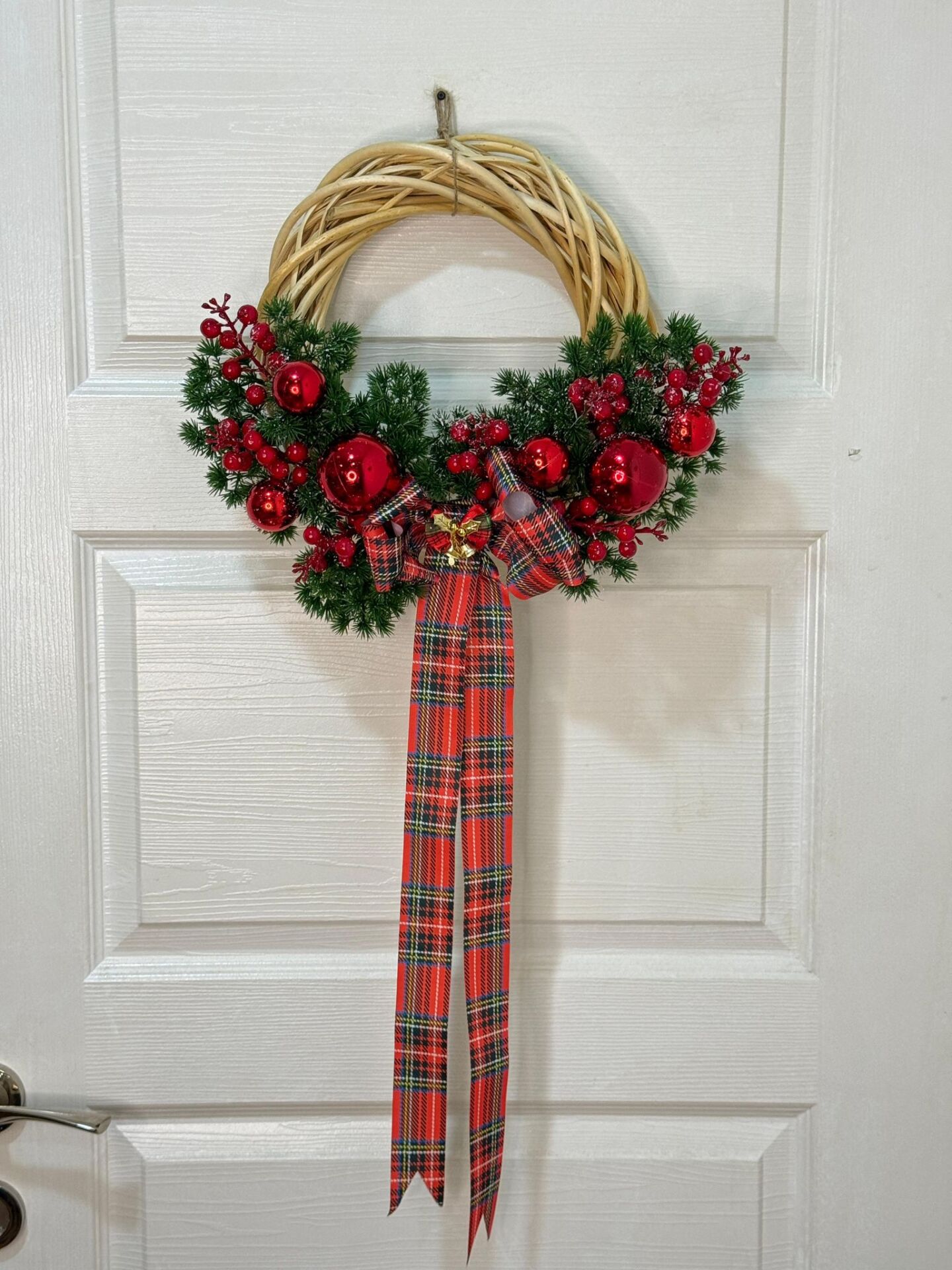 Kırmızı Toplu Yılbaşı Çelengi