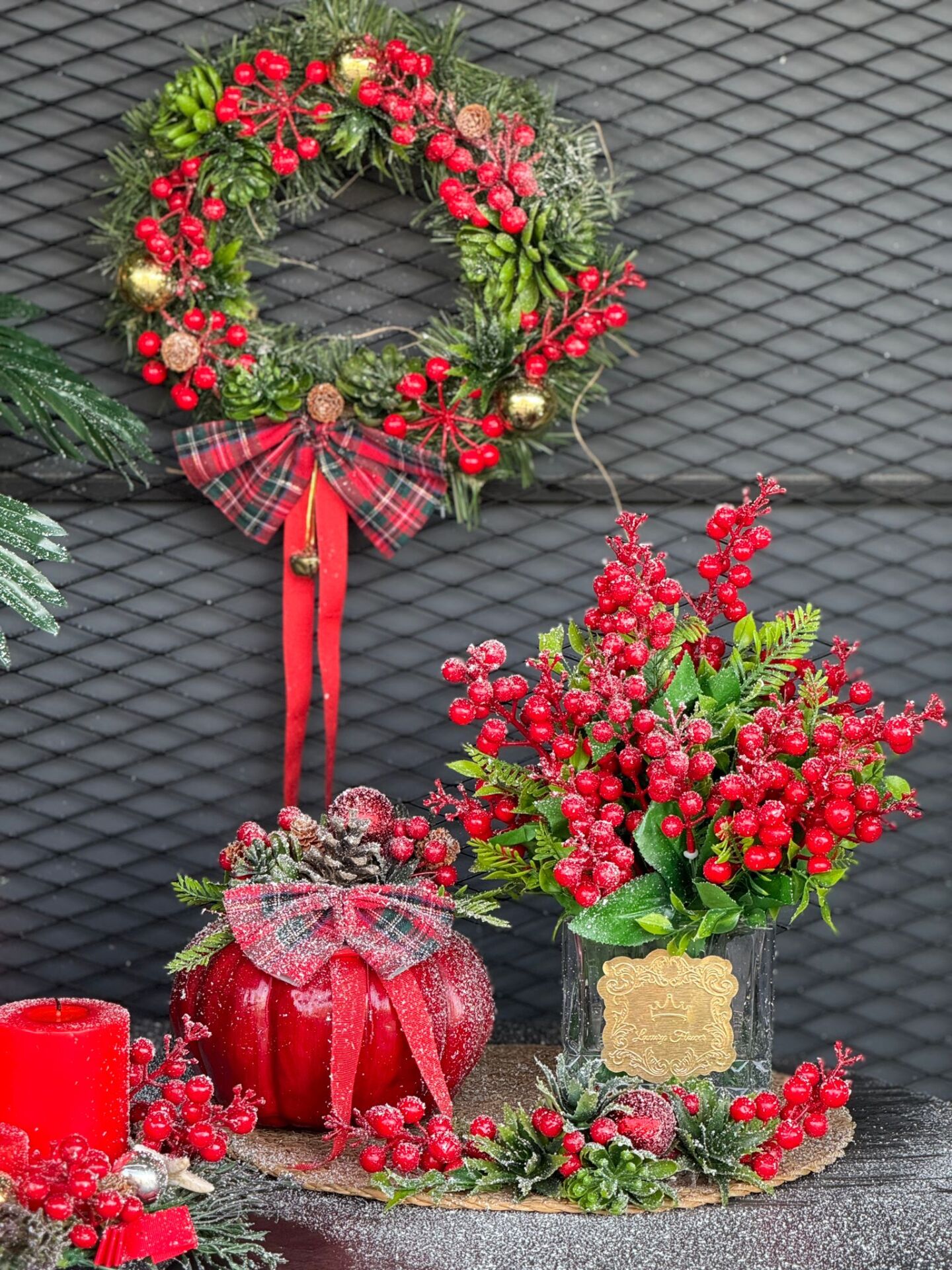 KIRMIZI KOKİNALI KABAKLI ÇELENKLİ SET