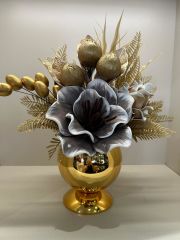 Yapay Çiçekli Ayaklı Mercan Vazo