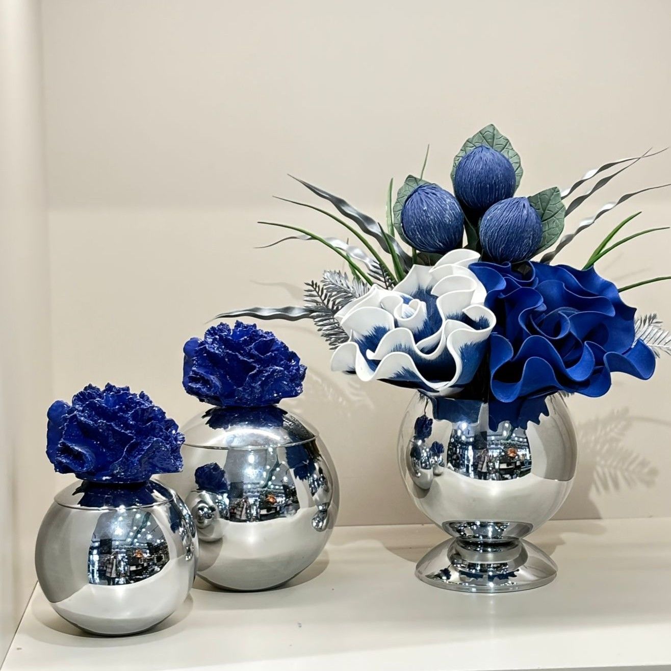 Yapay Çiçekli Gümüş Mercan Vazo 3 Parça Set No:11